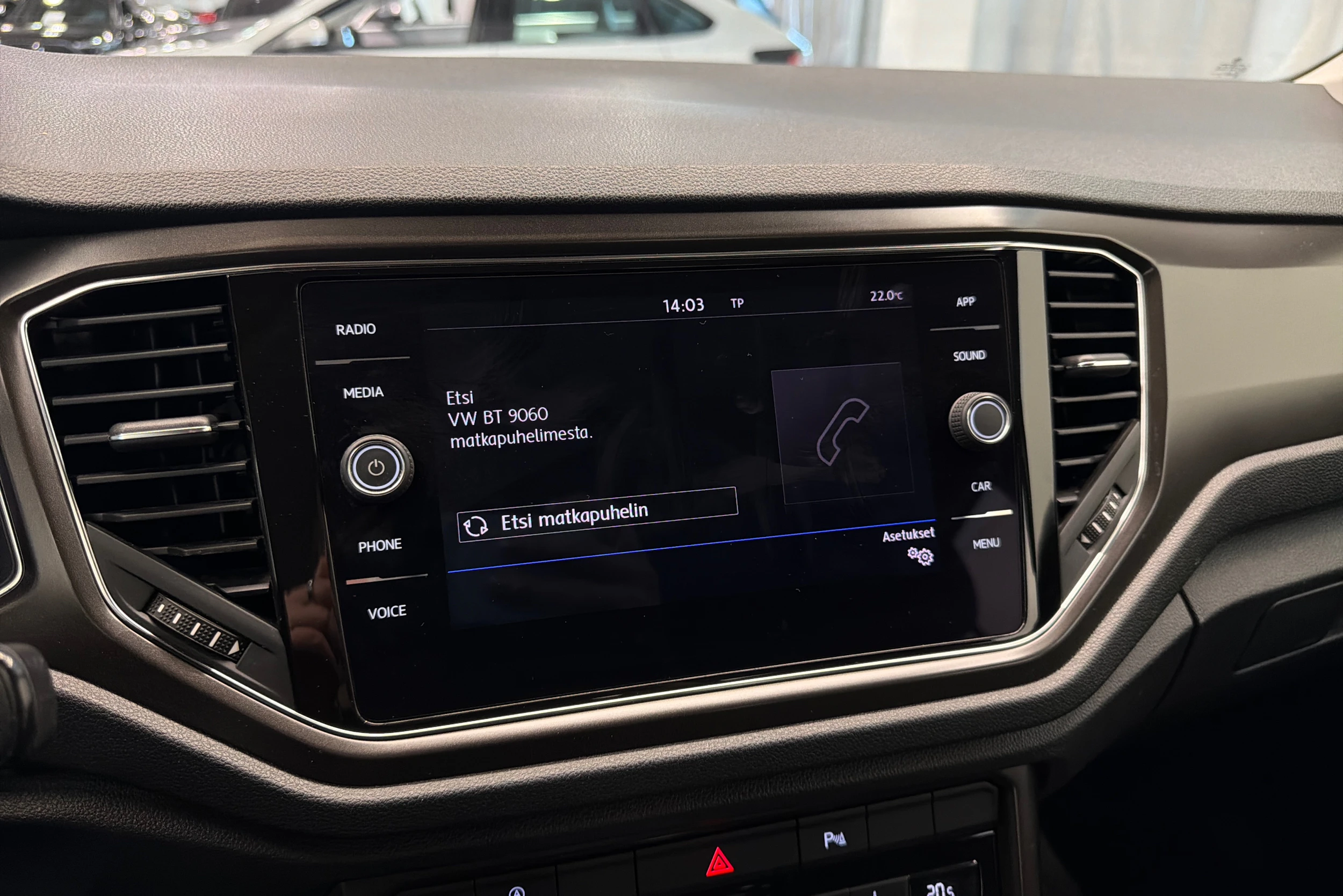 Harmaa Volkswagen T-Roc 2020 kuva 33.