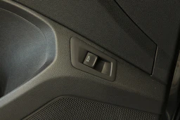 Harmaa Volkswagen T-Roc 2020 kuva 35.