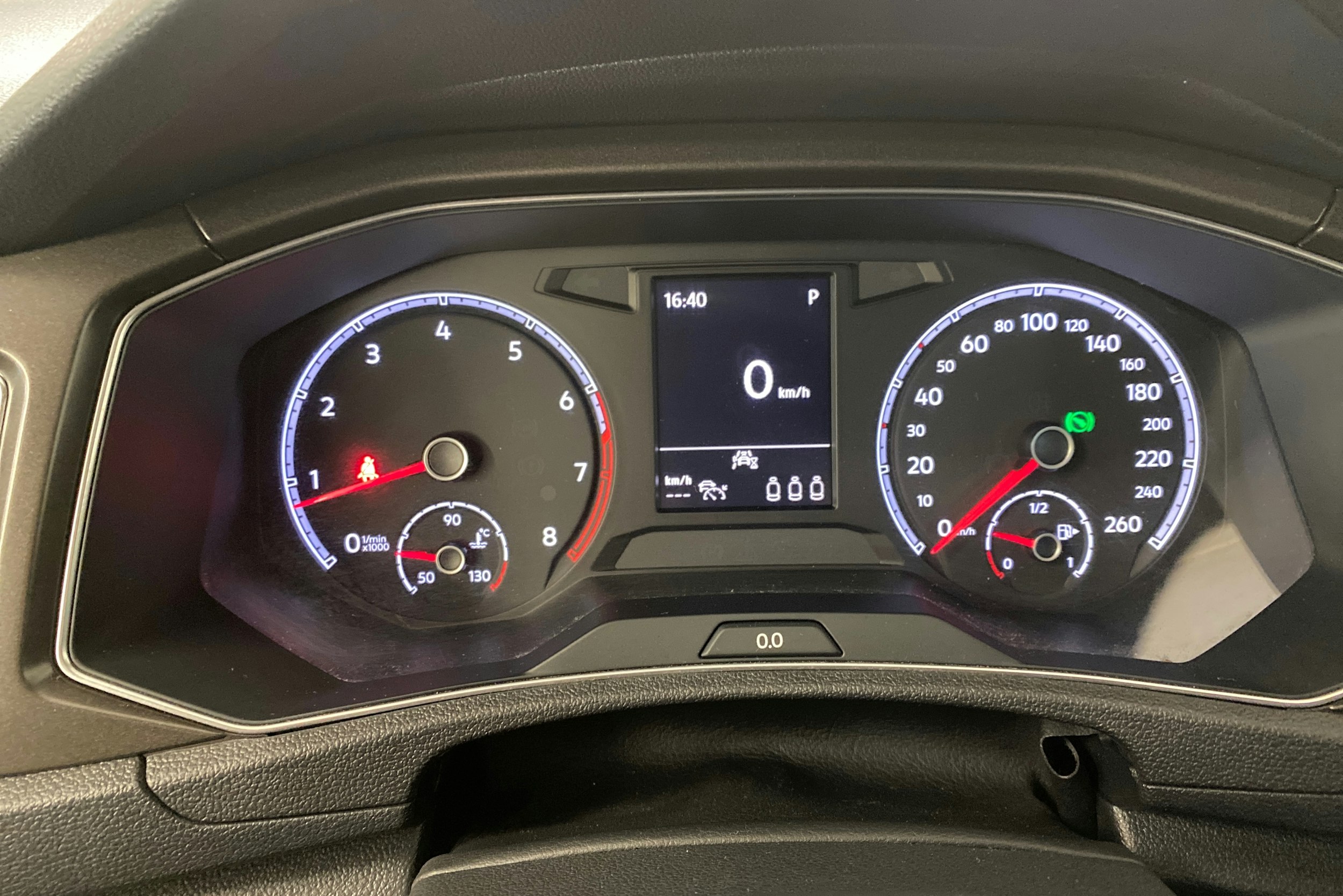 valkoinen Volkswagen T-Roc 2020 kuva 17.