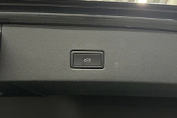 harmaa Volkswagen T-Roc 2020 kuva 21.