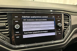 punainen Volkswagen T-Roc 2020 kuva 25.
