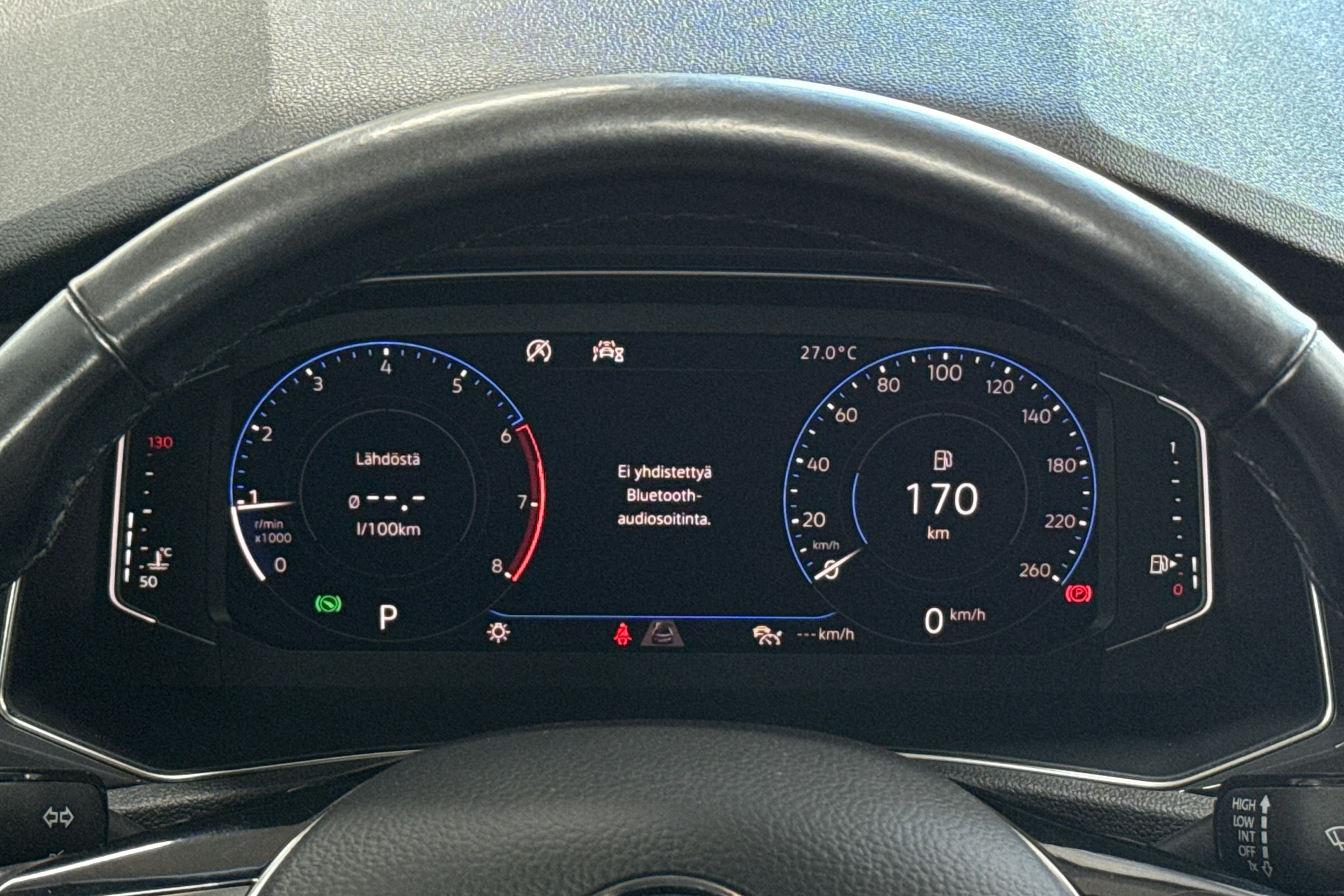sininen Volkswagen T-Roc 2020 kuva 12.