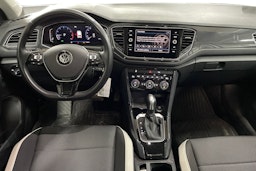 Valkoinen Volkswagen T-Roc 2020 kuva 9.