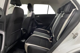 Valkoinen Volkswagen T-Roc 2020 kuva 10.