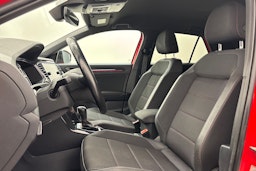 punainen Volkswagen T-Roc 2020 kuva 14.