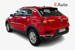 Punainen Volkswagen T-Roc 2020 kuva 2.