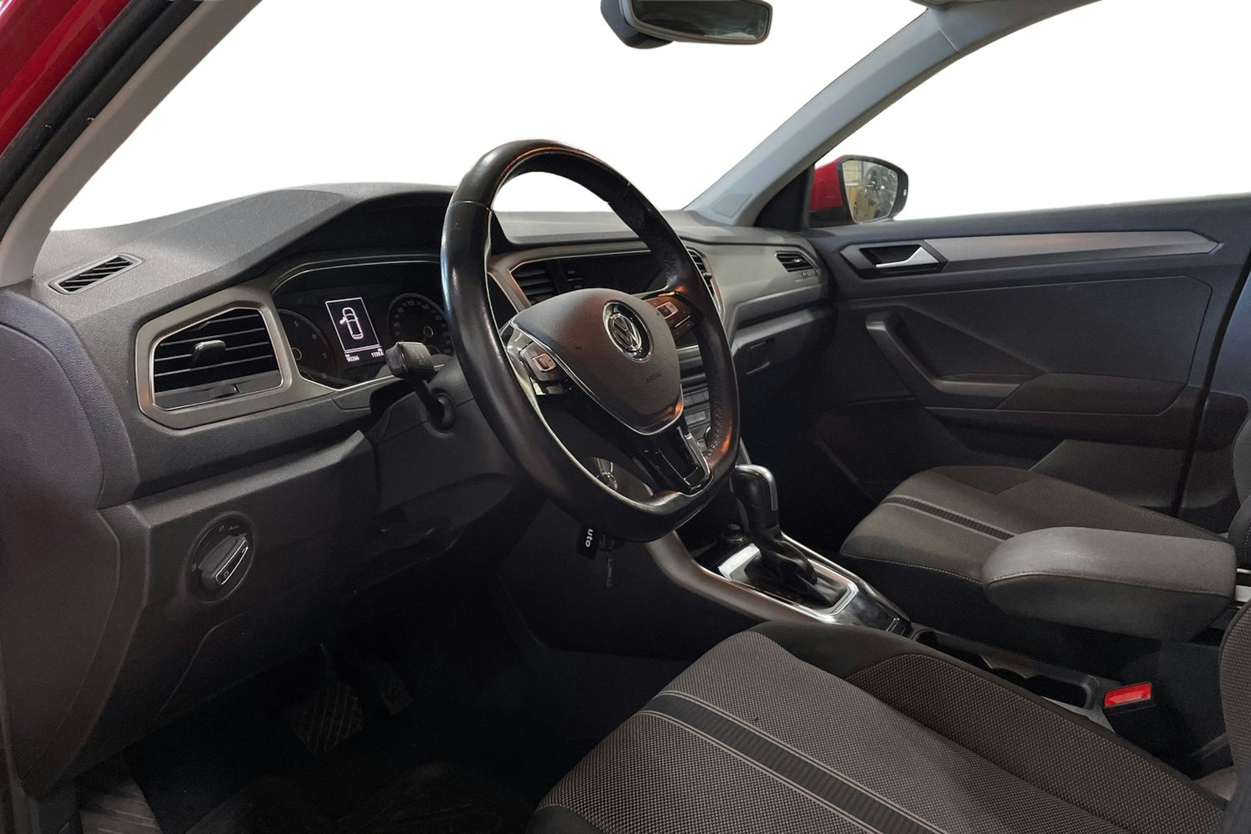 Punainen Volkswagen T-Roc 2020 kuva 3.