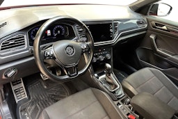 punainen Volkswagen T-Roc 2020 kuva 6.