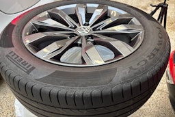 punainen Volkswagen T-Roc 2020 kuva 11.