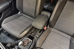 punainen Volkswagen T-Roc 2020 kuva 22.