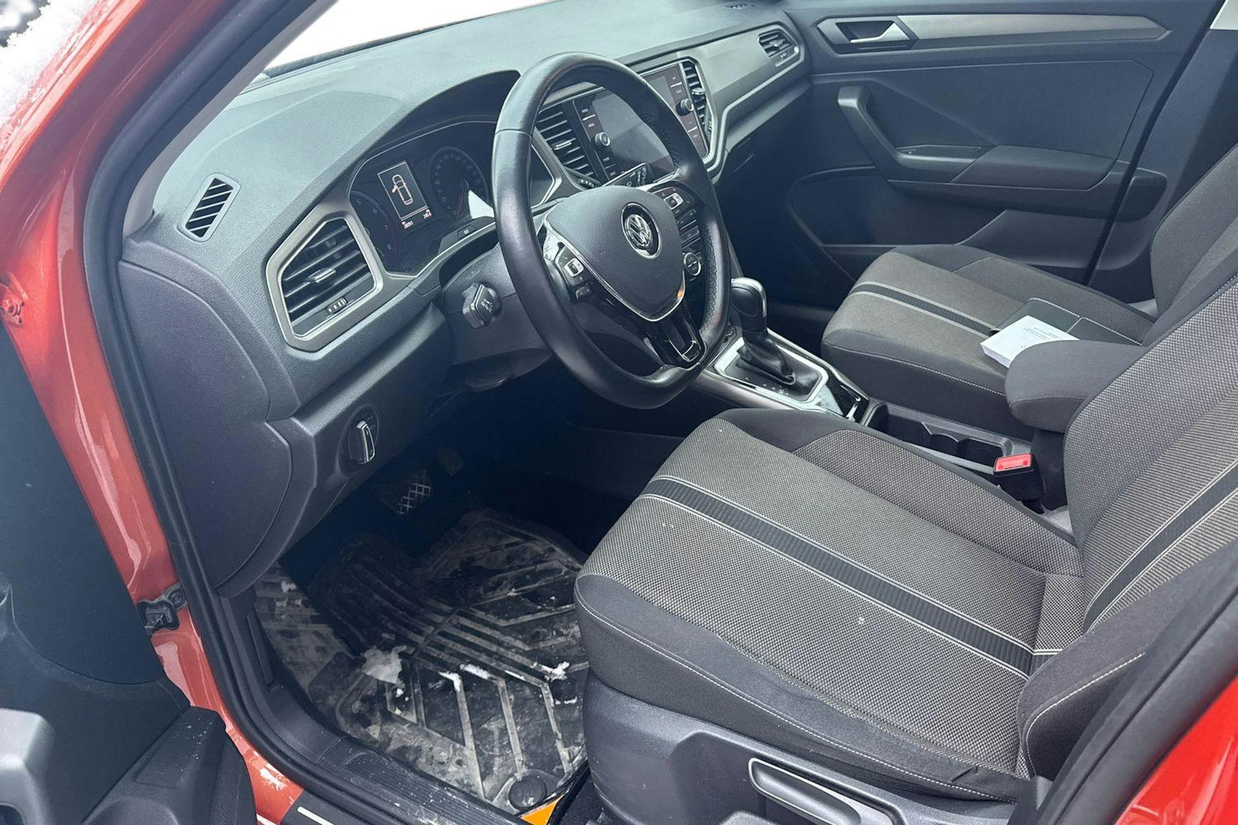 met. oranssi Volkswagen T-Roc 2020 kuva 3.