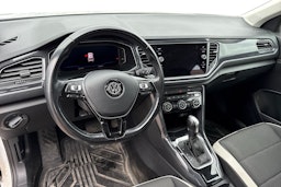 Valkoinen Volkswagen T-ROC 2020 kuva 3.