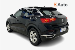 musta Volkswagen T-Roc 2020 kuva 2.