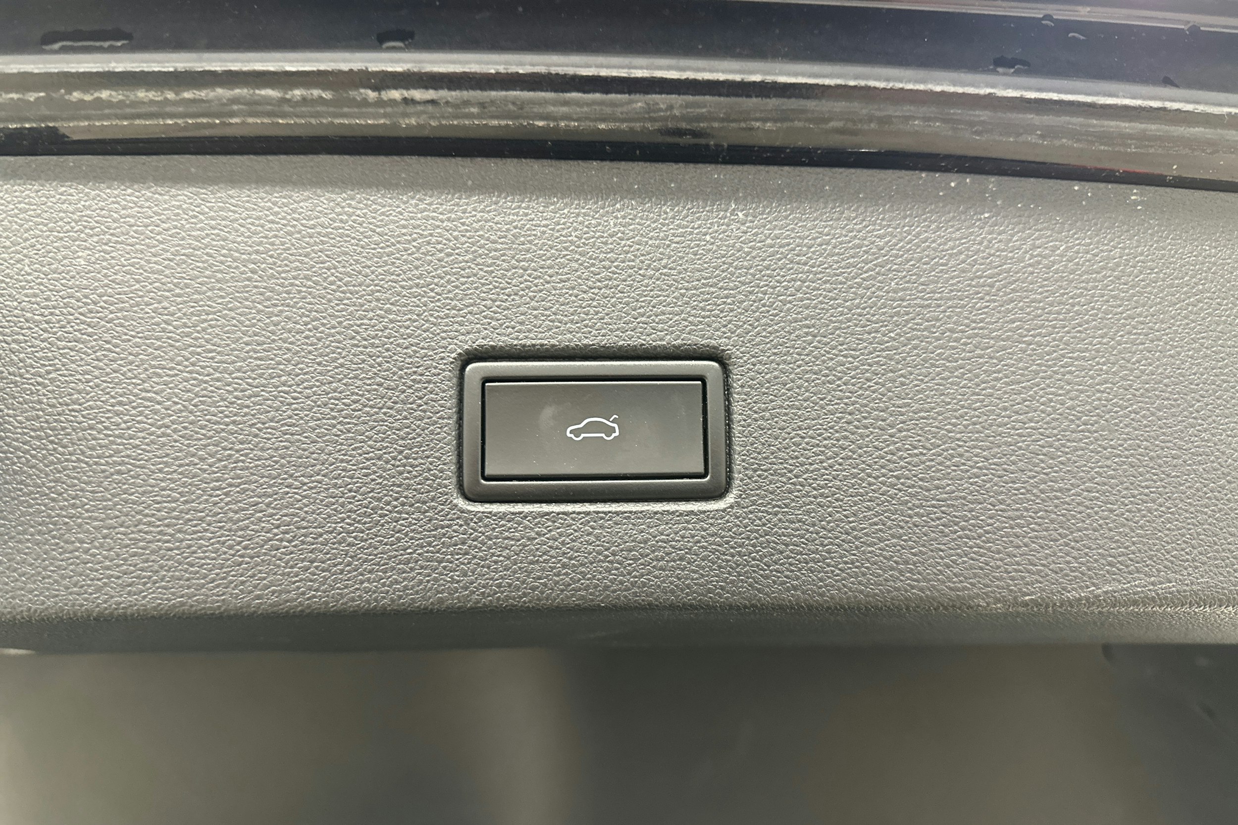 musta Volkswagen T-Roc 2020 kuva 24.