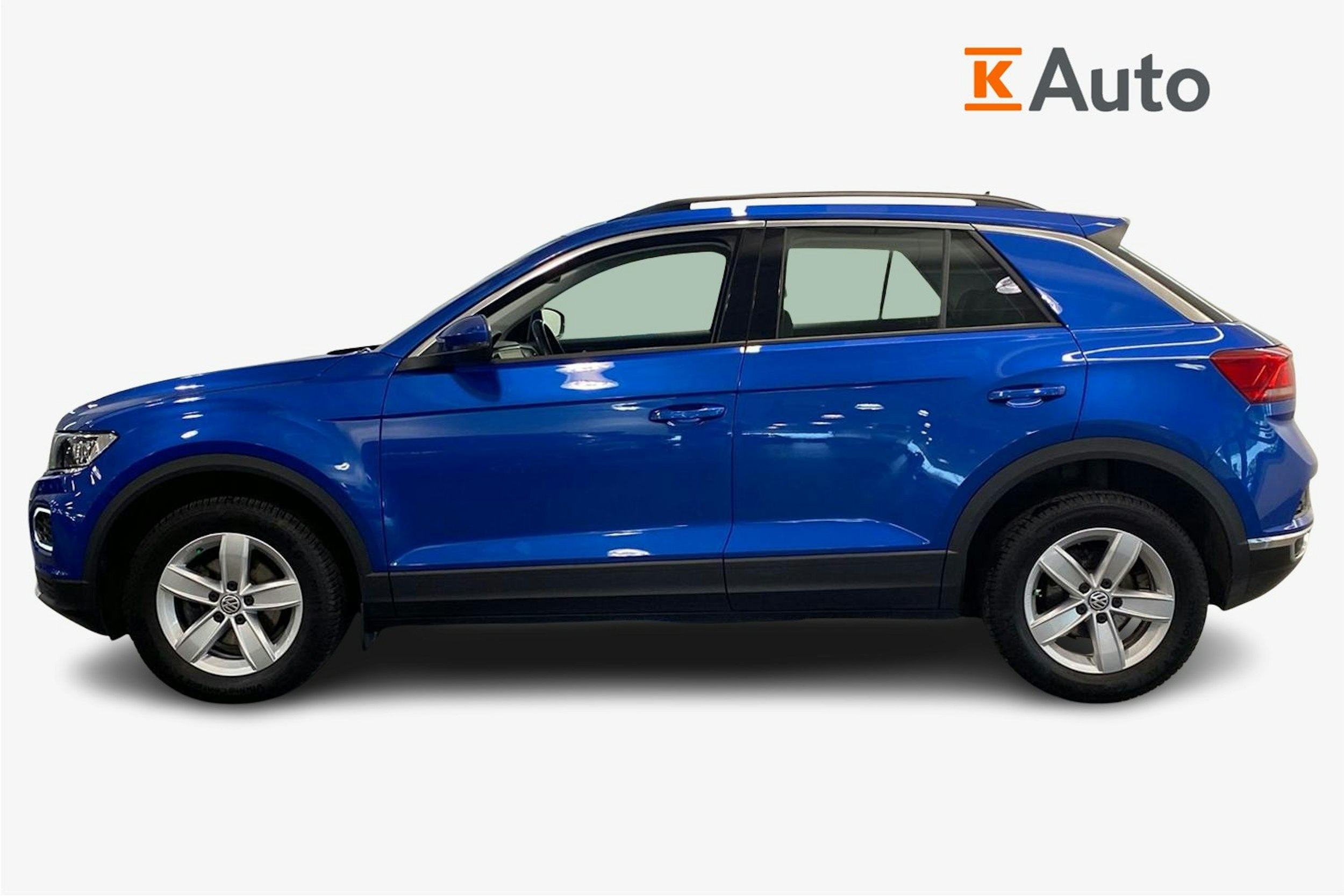 sininen Volkswagen T-Roc 2020 kuva 5.