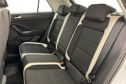 Valkoinen Volkswagen T-Roc 2020 kuva 8.