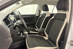 Valkoinen Volkswagen T-Roc 2020 kuva 12.