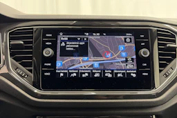 Valkoinen Volkswagen T-Roc 2020 kuva 16.