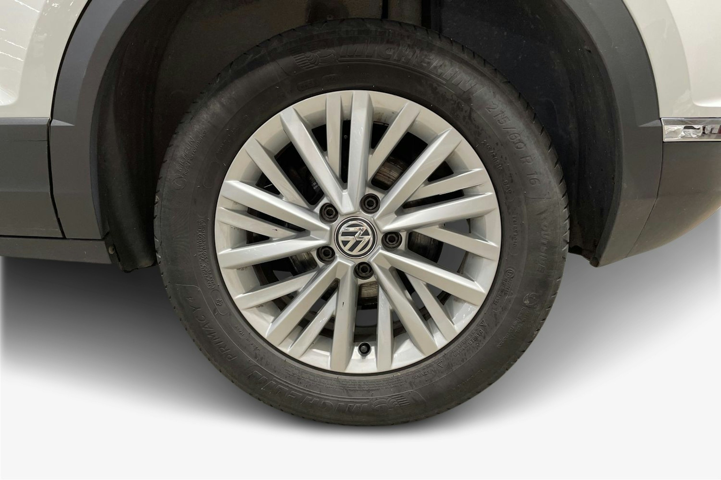 valkoinen Volkswagen T-Roc 2020 kuva 11.