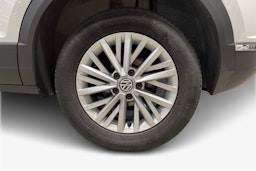 valkoinen Volkswagen T-Roc 2020 kuva 11.