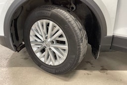 valkoinen Volkswagen T-Roc 2020 kuva 13.