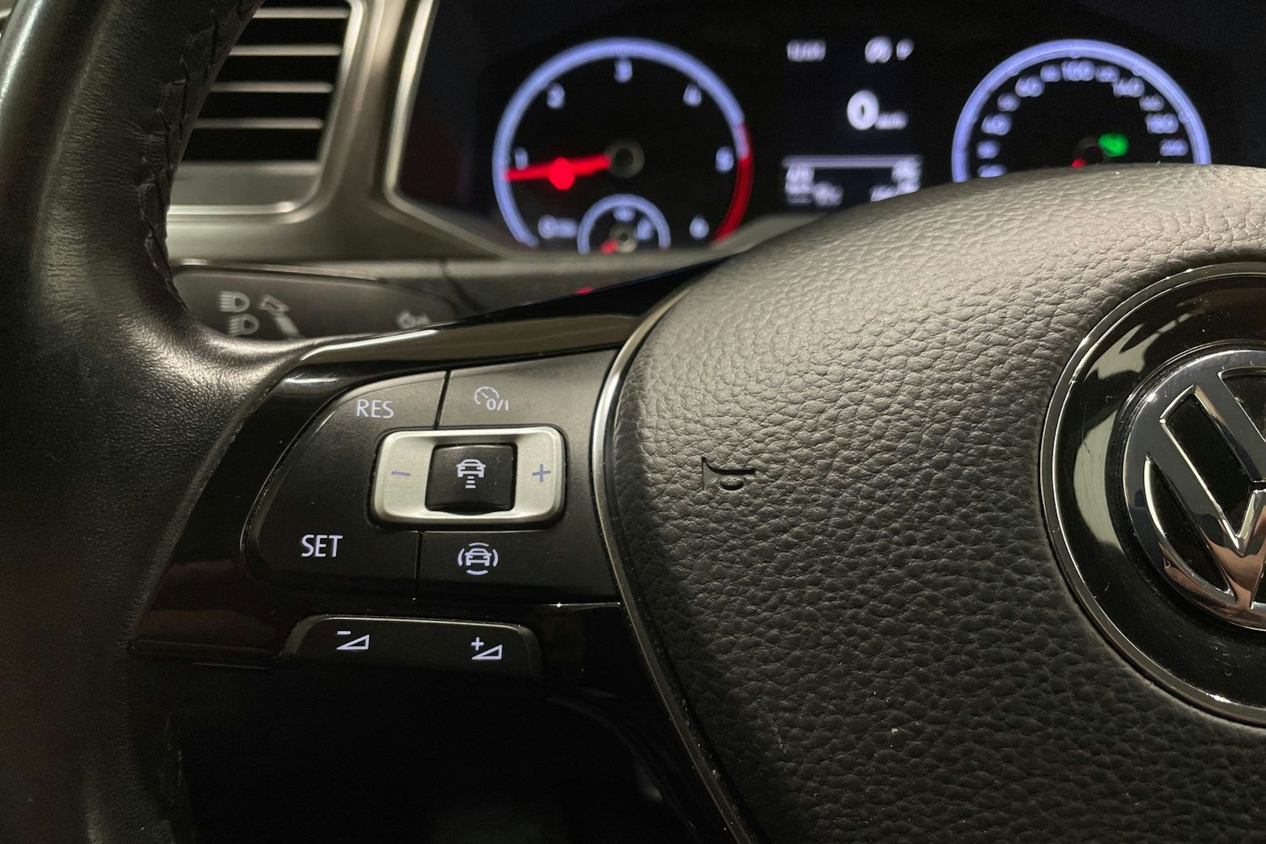 valkoinen Volkswagen T-Roc 2020 kuva 26.