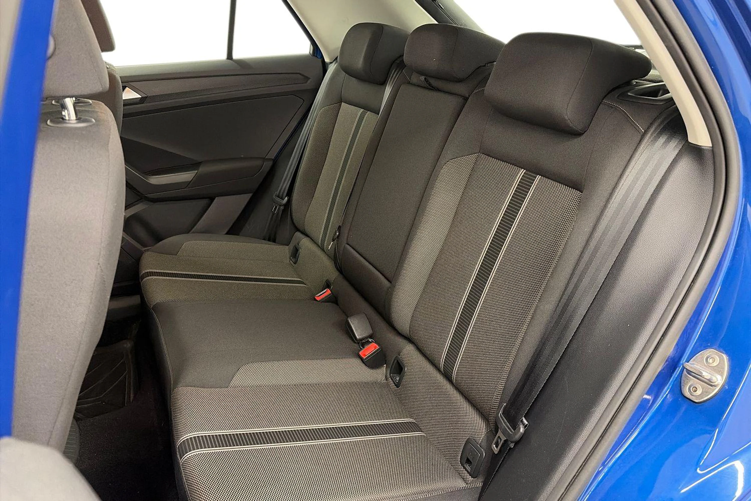 sininen Volkswagen T-Roc 2020 kuva 10.