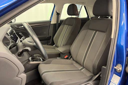 sininen Volkswagen T-Roc 2020 kuva 15.