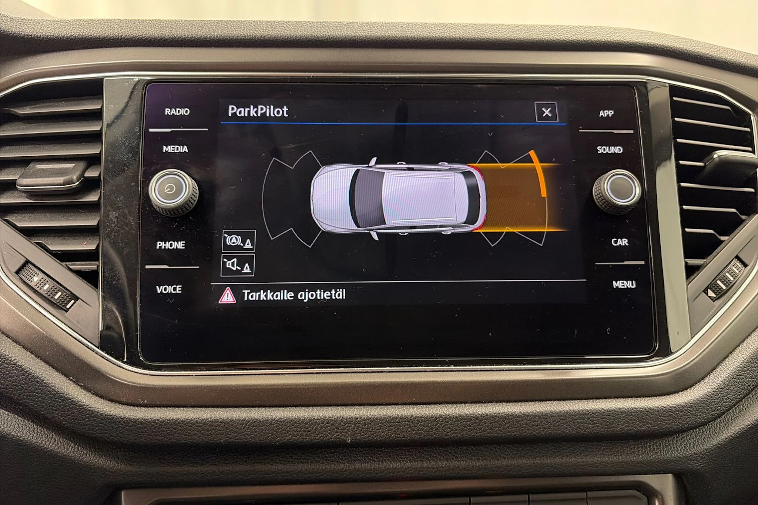 sininen Volkswagen T-Roc 2020 kuva 19.