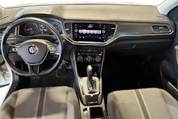 Valkoinen Volkswagen T-Roc 2020 kuva 7.