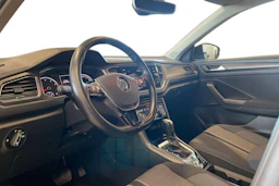 musta Volkswagen T-Roc 2020 kuva 6.