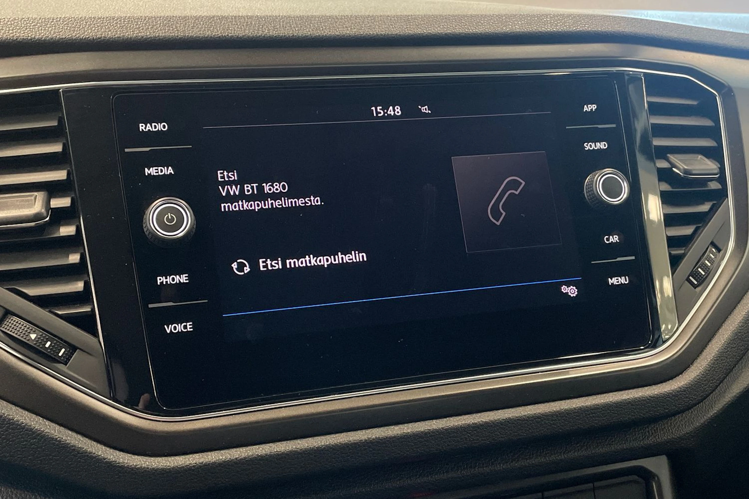 musta Volkswagen T-Roc 2020 kuva 18.
