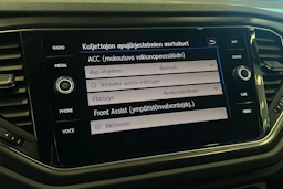 musta Volkswagen T-Roc 2020 kuva 20.