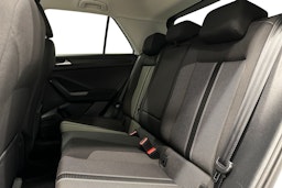 valkoinen Volkswagen T-Roc 2020 kuva 10.