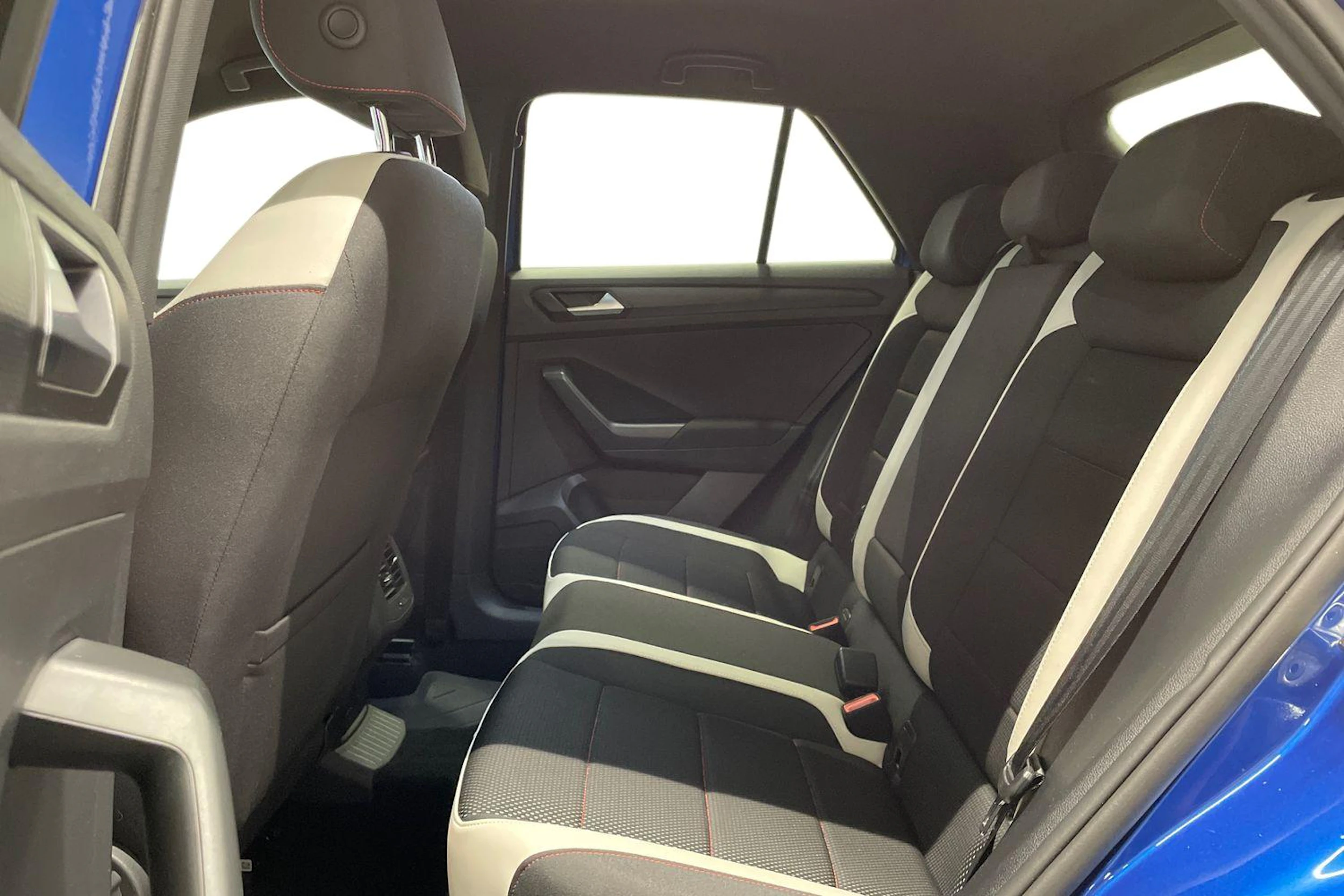 met. sininen Volkswagen T-Roc 2020 kuva 8.