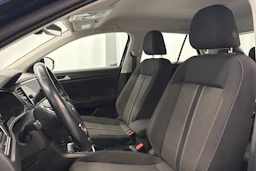 sininen Volkswagen T-Roc 2020 kuva 11.