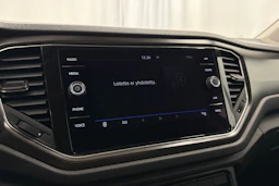 sininen Volkswagen T-Roc 2020 kuva 17.