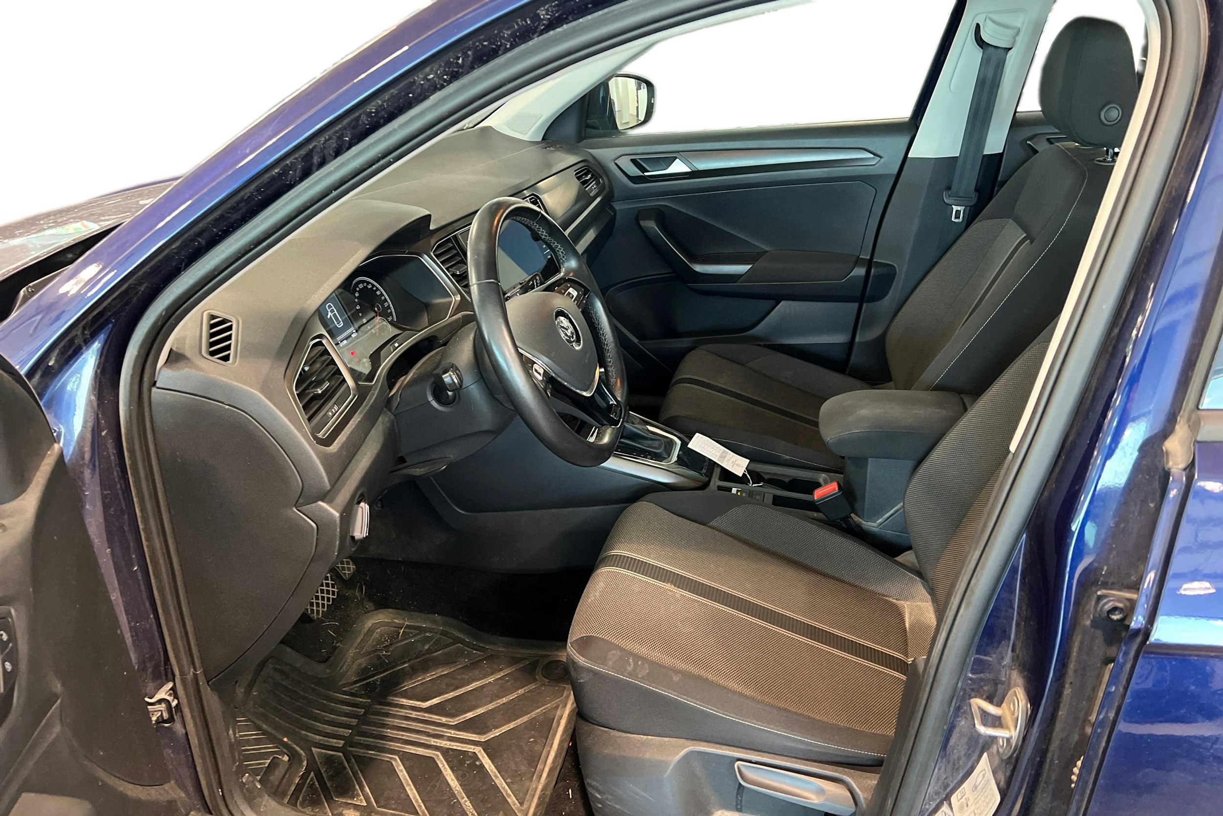 met. sininen Volkswagen T-Roc 2020 kuva 3.