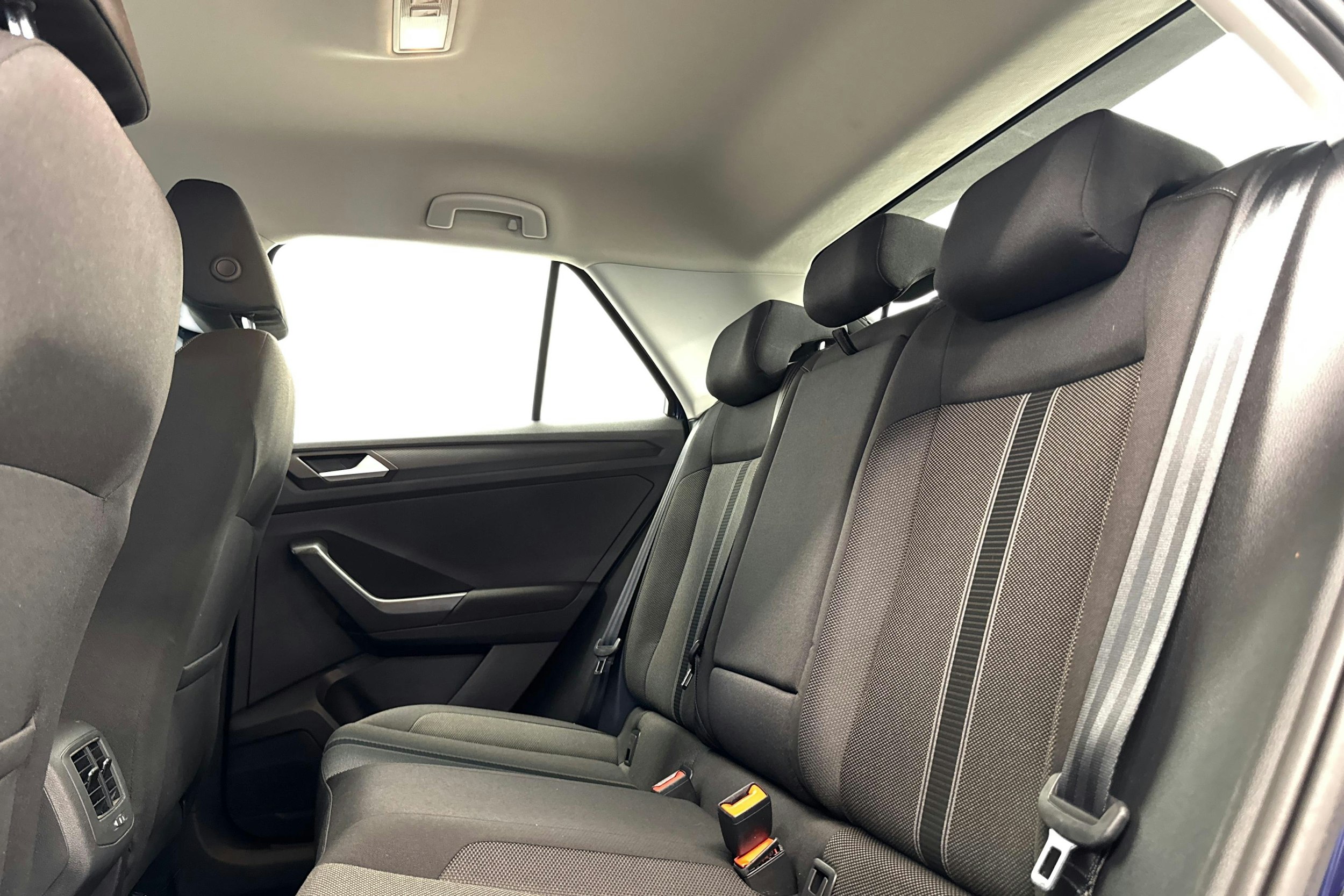 met. sininen Volkswagen T-Roc 2020 kuva 10.