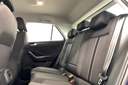 met. sininen Volkswagen T-Roc 2020 kuva 10.