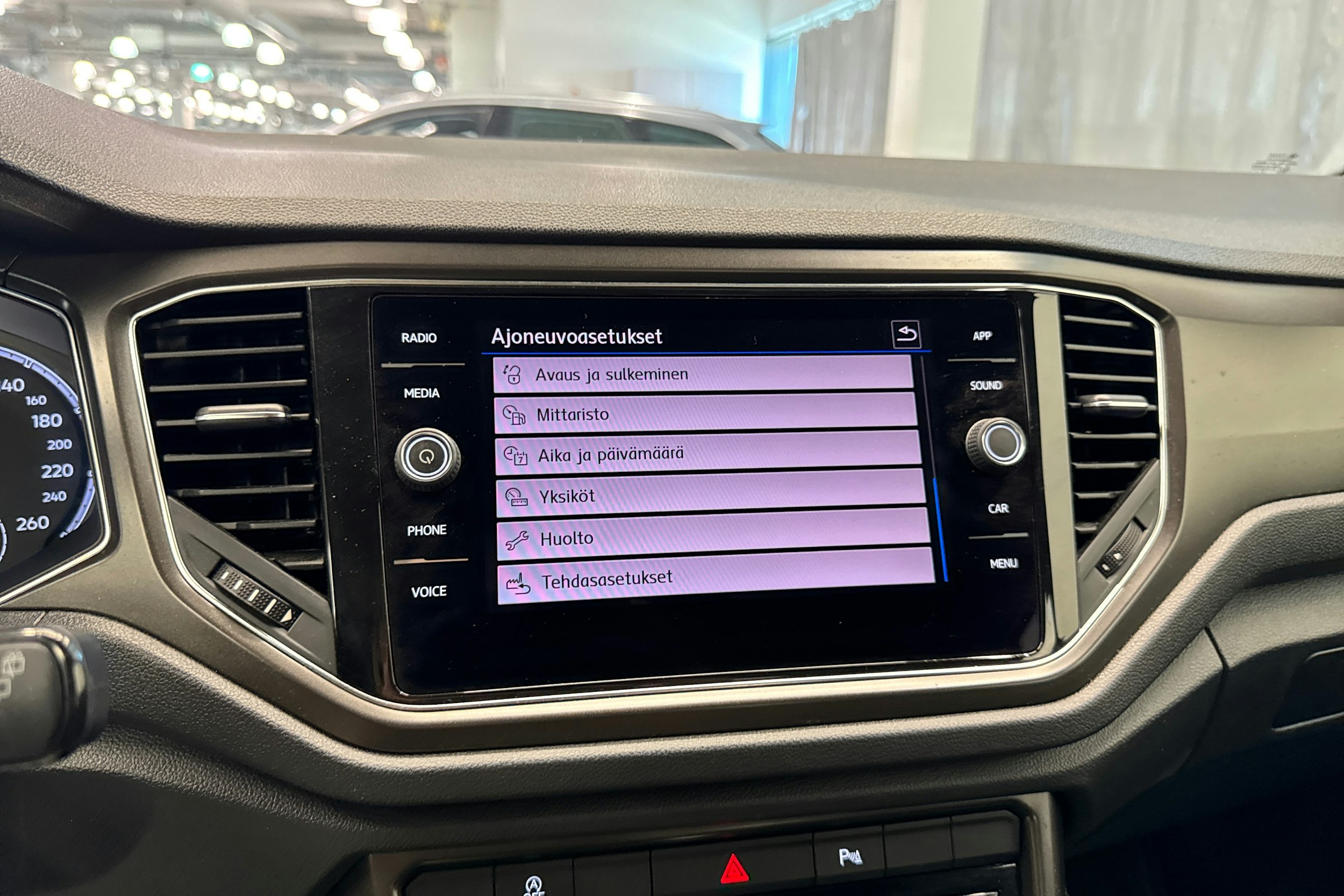 met. sininen Volkswagen T-Roc 2020 kuva 33.