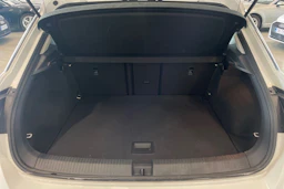 valkoinen Volkswagen T-Roc 2020 kuva 27.