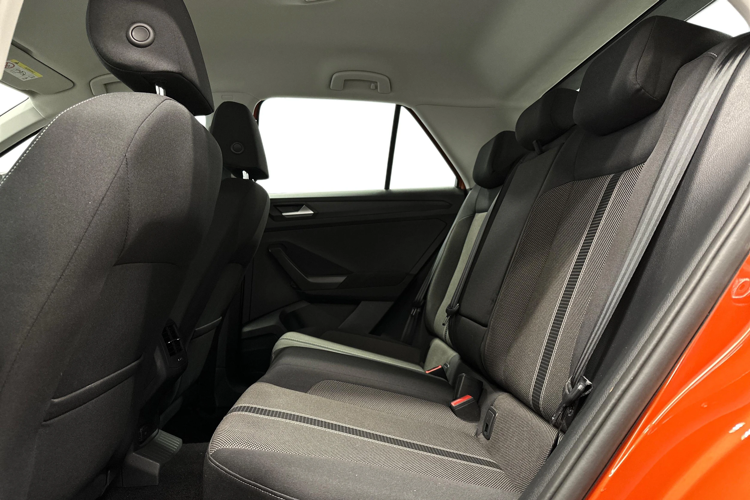 oranssi Volkswagen T-Roc 2020 kuva 11.