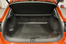 oranssi Volkswagen T-Roc 2020 kuva 15.
