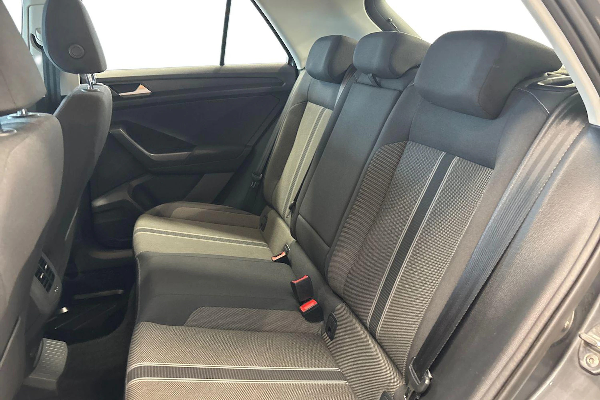 harmaa Volkswagen T-Roc 2020 kuva 8.