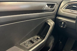 harmaa Volkswagen T-Roc 2020 kuva 12.