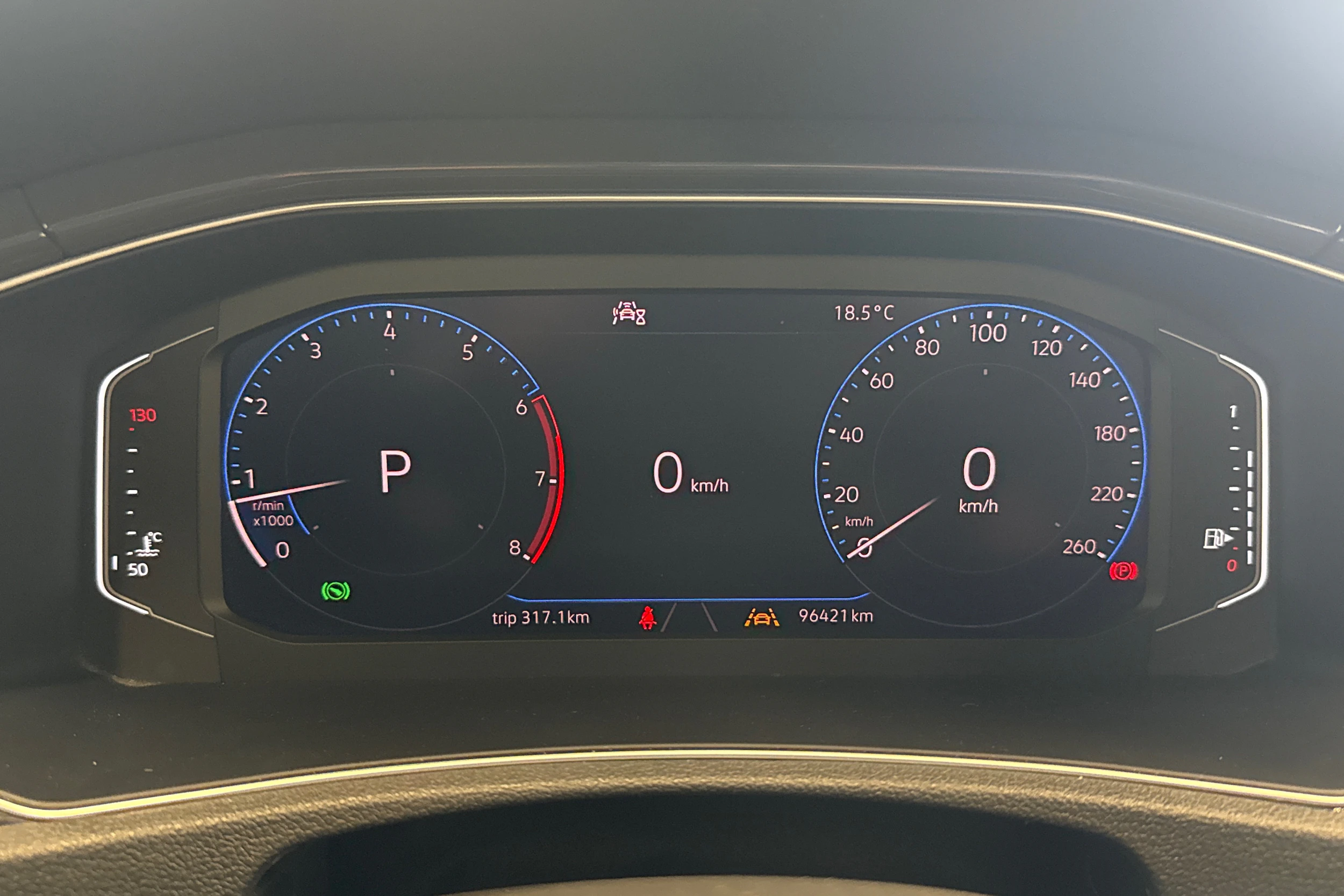 met. sininen Volkswagen T-Roc 2020 kuva 16.