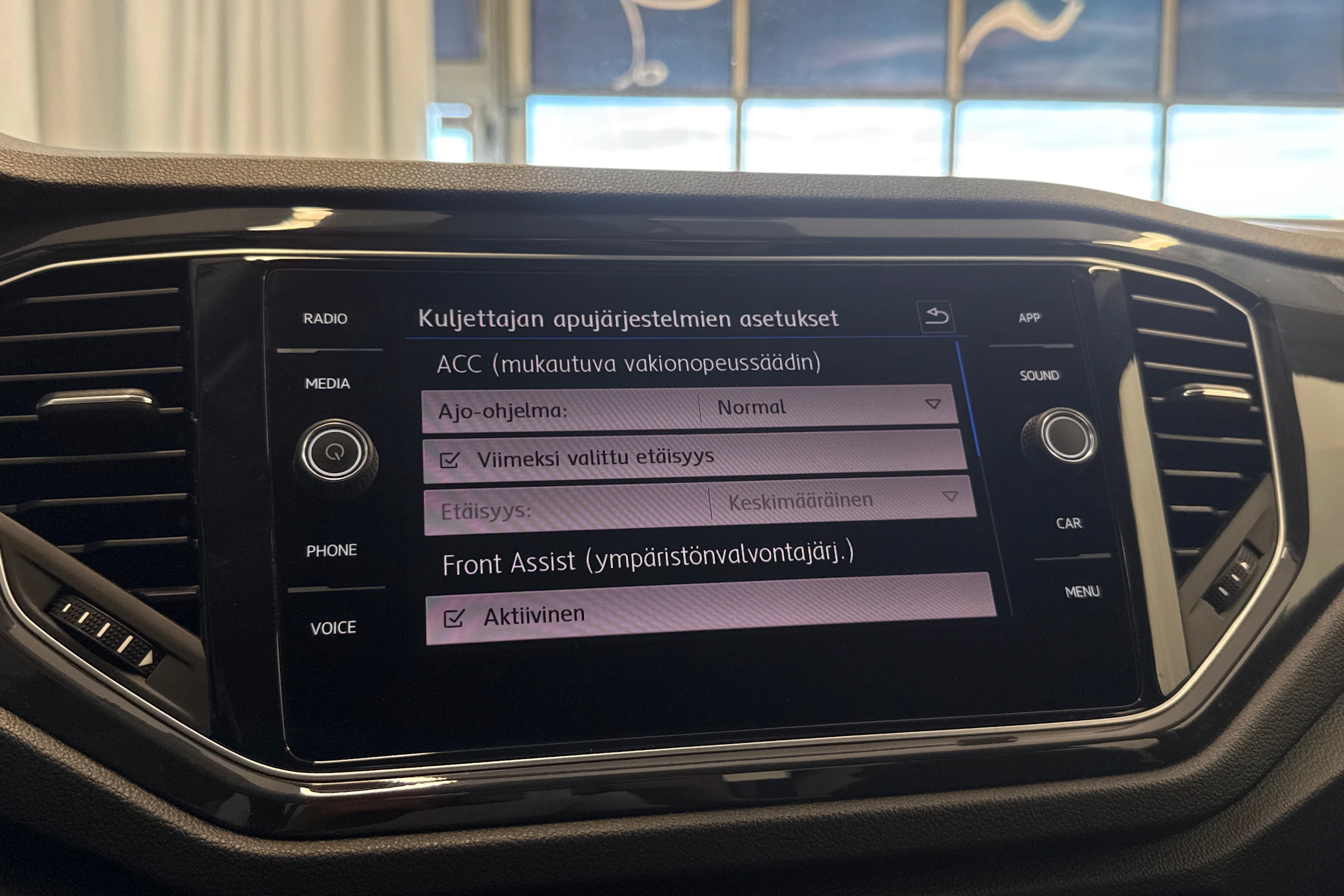 met. sininen Volkswagen T-Roc 2020 kuva 19.