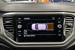 punainen Volkswagen T-Roc 2020 kuva 15.