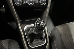 punainen Volkswagen T-Roc 2020 kuva 21.